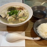 キッチン あずま - 貝出汁ビーフン　1,200円
      　（ミニご飯付き）