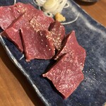 炭火焼肉 名玉 - ハツのお刺身
