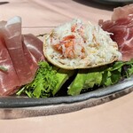 中国料理 旬輝 - アボカドと生ハムのやつ