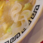 岐阜タンメン - こんにゃく麺のアップ