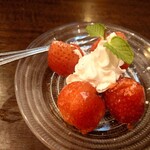 熱烈カルビ - 丸ことイチゴシャーベット