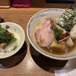 ジャパニーズ ラーメン 五感 - 