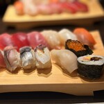 鮨政 - ランチ握り13カン