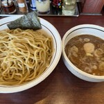 美豚 - 料理写真:煮魚出汁つけめん　味玉