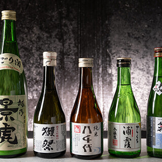 選りすぐりの日本酒がずらり！お気に入りの日本酒と一緒に。