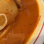 蒙古タンメン中本 - スパイスの旨さが広がるスープ