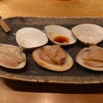 はまぐり料理 利他 - 焼き蛤 チーズ、醤油、そのまま？