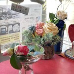 エプロンデカフェ - 