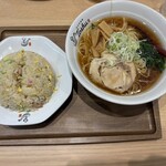 れんげ食堂 Toshu ぷらむろーど杉田店 - 