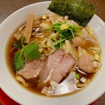 中華そば 麦笑 - 料理写真:わんたん麺(醤油)(950円)