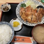 酒場戸隠 - 鶏ザンギ定食