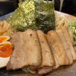 ラーメン龍の家 新宿小滝橋通り店 - 