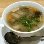 洋食 おがた - 野菜たっぷりのスープ