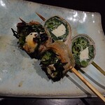 焼鳥 行雲 - 春菊とチーズ巻き