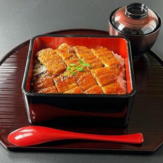 《関西風》一気に焼き上げた、独特の食感が特徴◎
