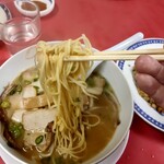 あずま - 麺もチャーシューもいっぱい