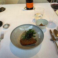 ベージュ アラン・デュカス 東京 - 