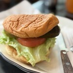 BLACK TAP Craft Burgers&Beer - 