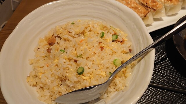 Gyoza Sakaba Yotsuya Honten photo 3