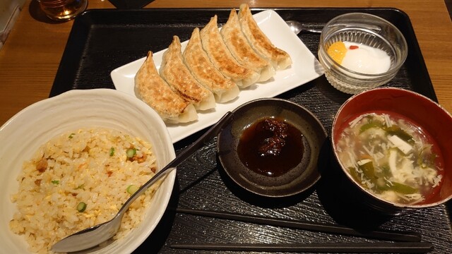 Gyoza Sakaba Yotsuya Honten