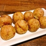 Dotonbori Akaoni Yokocho Ten - 岩塩たこ焼