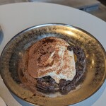 6 APARTMENT COFFEE - 