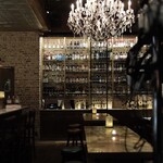 TOKYO Whisky Library - Interior
