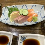 味亭花の家 - トロ、サーモン刺身