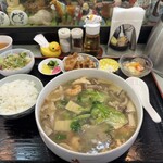 中国料理 頤和園 - 蝦仁湯麺