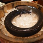 麟 - 可愛い鰻3匹つかって,8800円x2人前を提供下さいましたょ(*´・ω-)b