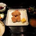 鮪の尾肉竜田揚げ定食！