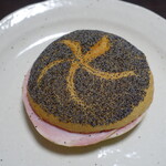 ベッカライ 徳多朗 元石川本店 - 