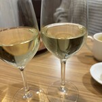 Piccolino - 白ワイングラスもランチ価格で