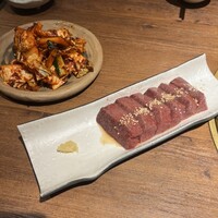 和牛とタン 焼肉 とみ 新橋本店 - 