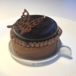 ラヴニュー - エリゼ　蝶々型のチョコレートが可愛い╰(*´︶`*)╯♡