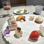 ASAKO IWAYANAGI SALON DE THE - 