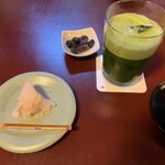 茶寮 宝泉 - 季節の上生菓子 冷抹茶セット