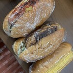 気まぐれパン屋 かのん - コッペパン