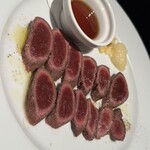 ビアザウルス 本川越店 - カンガルーのレアロースト！