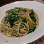 ビストロ インコントロ - 季節のパスタ
あさりと宮崎県産ほうれん草の春菊ジェノバソーススパゲティ
