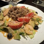 ビアザウルス - 自家製キーマのコブサラダ＿Ｓでも大盛！