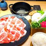 すき焼 しゃぶしゃぶつかだ - すき焼き