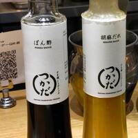 すき焼 しゃぶしゃぶつかだ KITTE大阪店 - しゃぶしゃぶ用ポン酢と胡麻だれ