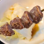 炭焼 銀 - ⑥砂肝【塩】(税込200円)
砂肝は小さい、日齢の少ないブロイラーなのでしょう
滋味は少し感じました