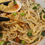 ラーメン二郎 - 赤酢投入～♪