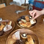 blank - クロワッサンの塩加減が癖になります