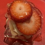 レーヌ デ プレ - 