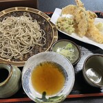 わかお - 天ぷら蕎麦(十割に変更)