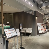 COLONIAL BEACH 横浜ハンマーヘッド - 