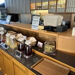 グランディア芳泉 - ジュースや、ちょっとしたお菓子も